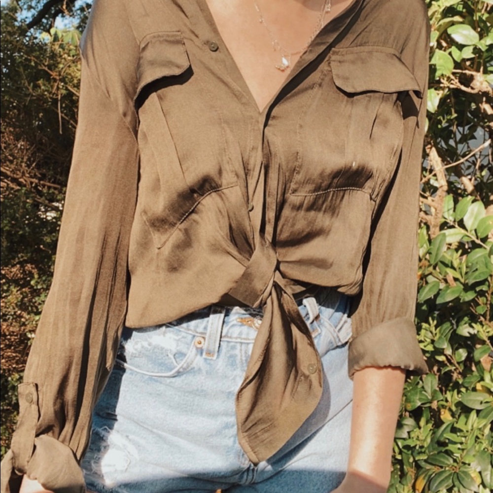 H&M Buttom Top - Picture 3 of 3